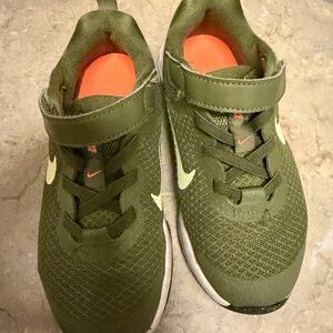 Nike Kids revolution sneakers